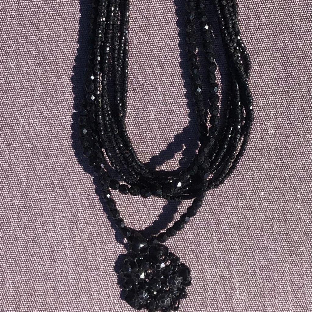 Cache Necklace Black Bead Rhinestone Metal Pendant Choker Multi Strand Adjust